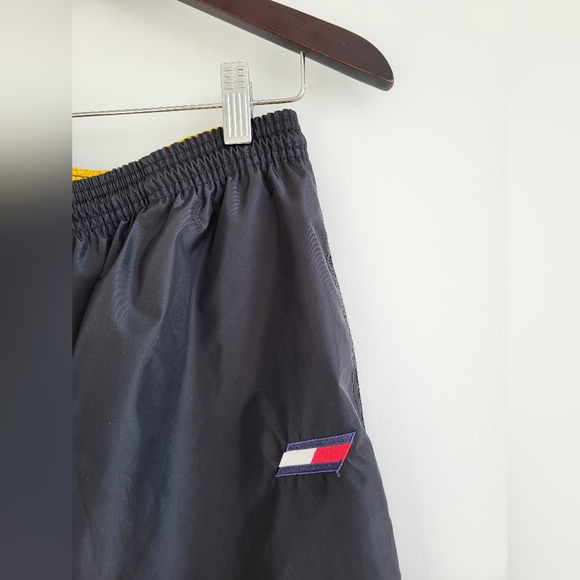 Vintage Black Tommy Hilfiger Athletics Pants - M - Picture 4 of 6